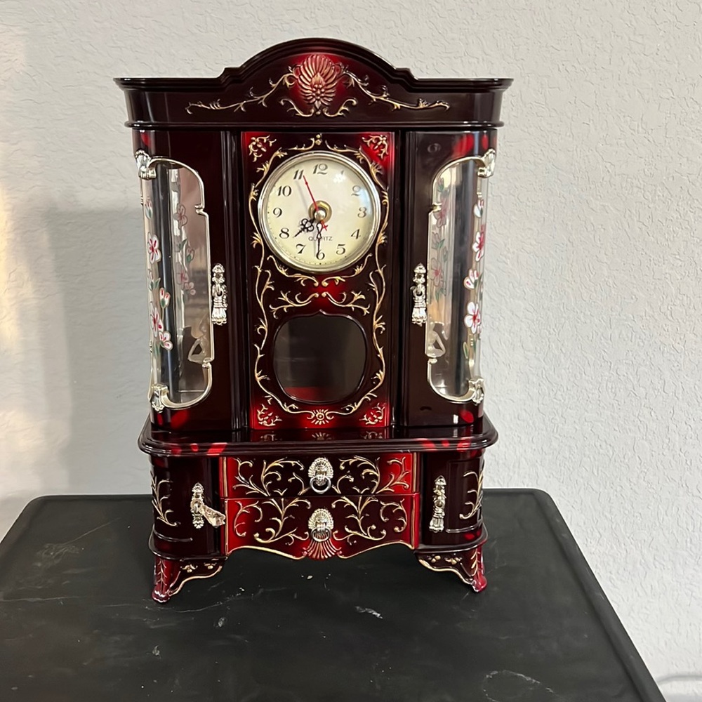 Ballerina Musical jewelry box with clock